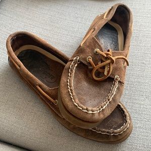 Womens Sperry boat shoes
